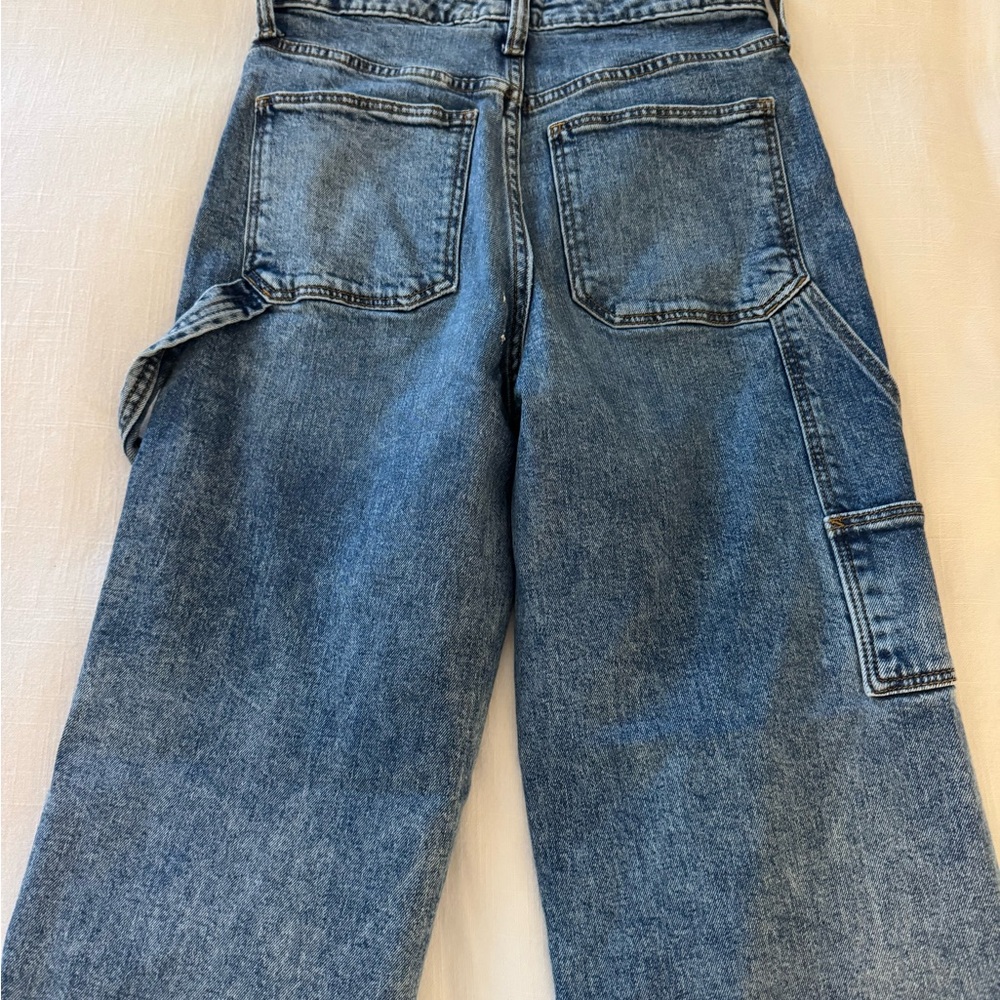 Universal Threads Jeans - Picture 2 of 5